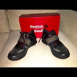 NIB Reebok Crossfit Lifters Black & Red